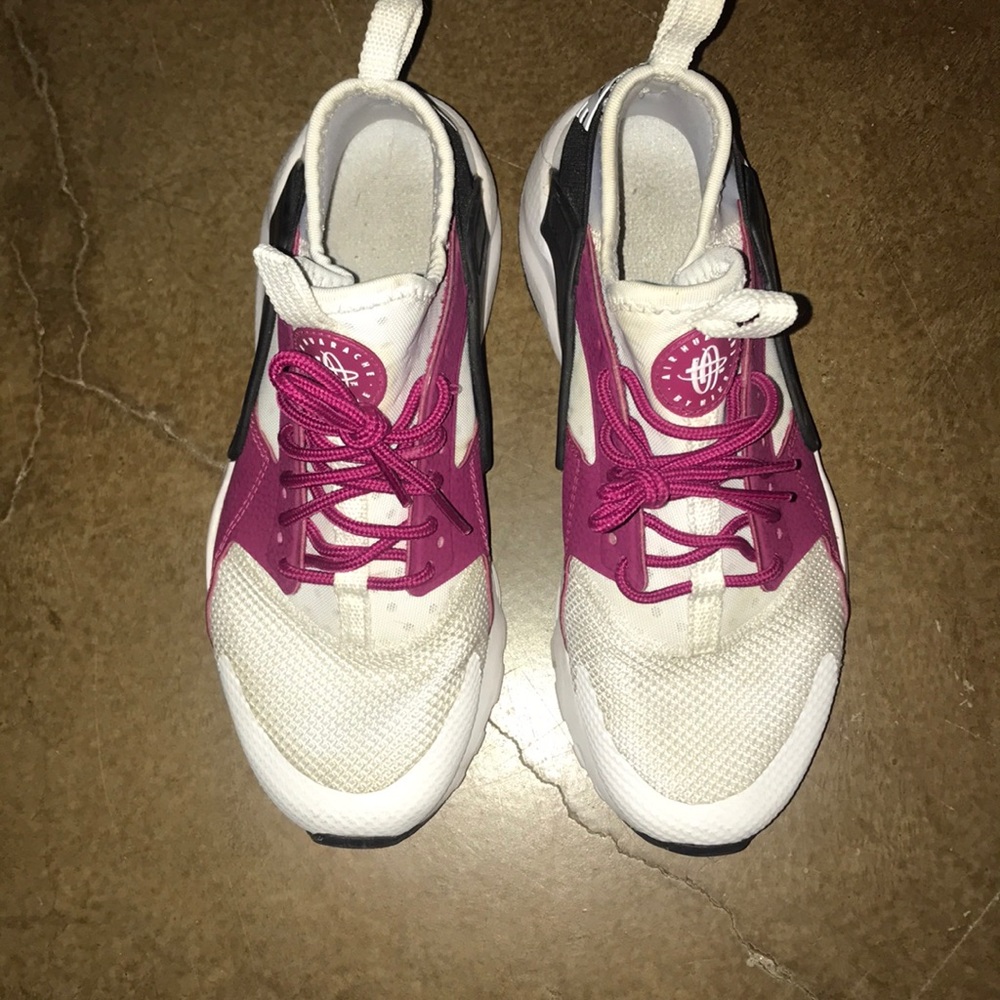 Nike Air Huarache Shoes